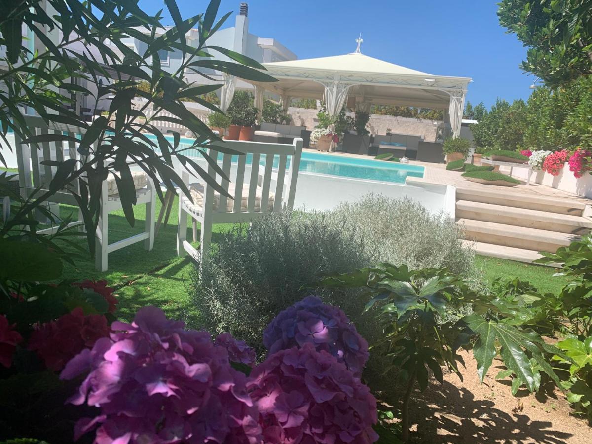 White House Luxury Hospitality Hotel Olbia Buitenkant foto