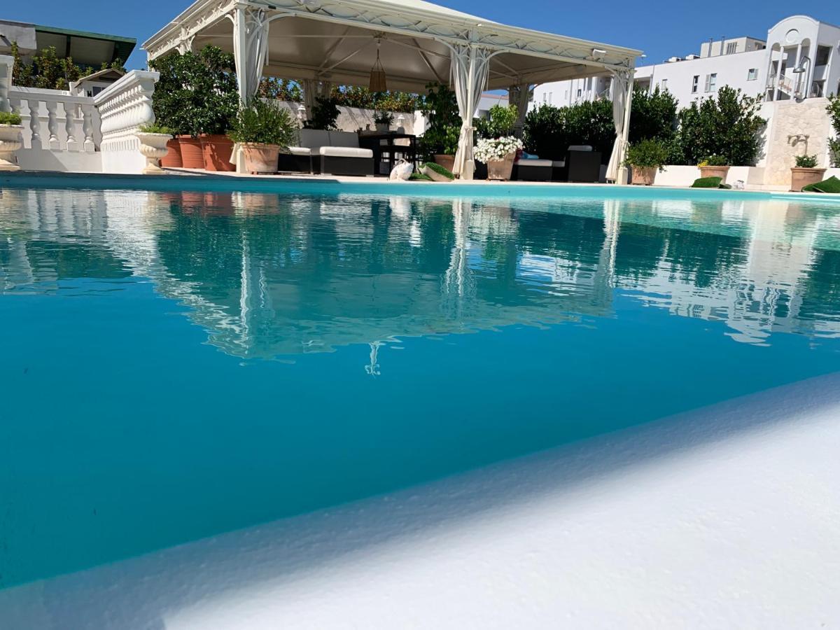 White House Luxury Hospitality Hotel Olbia Buitenkant foto