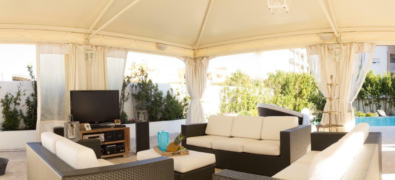 White House Luxury Hospitality Hotel Olbia Buitenkant foto