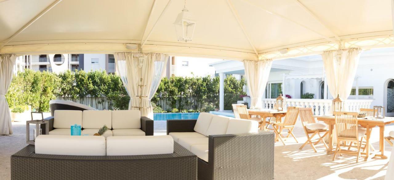 White House Luxury Hospitality Hotel Olbia Buitenkant foto