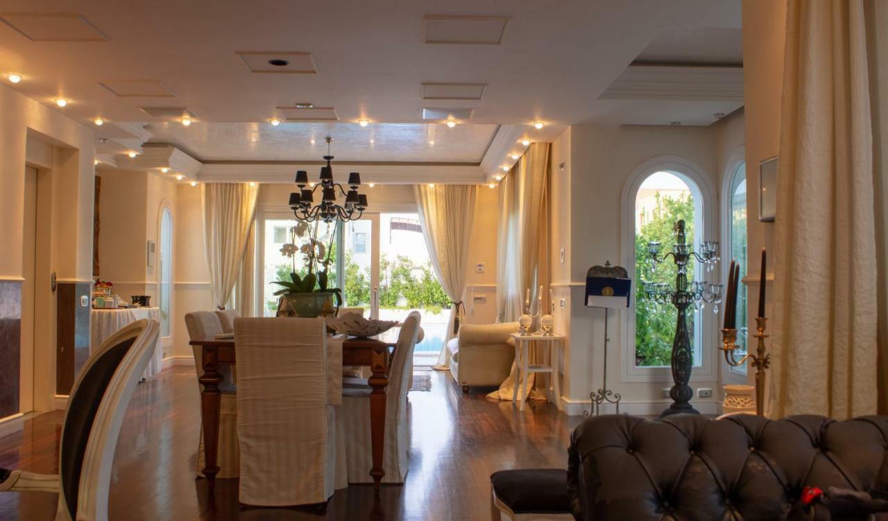 White House Luxury Hospitality Hotel Olbia Buitenkant foto